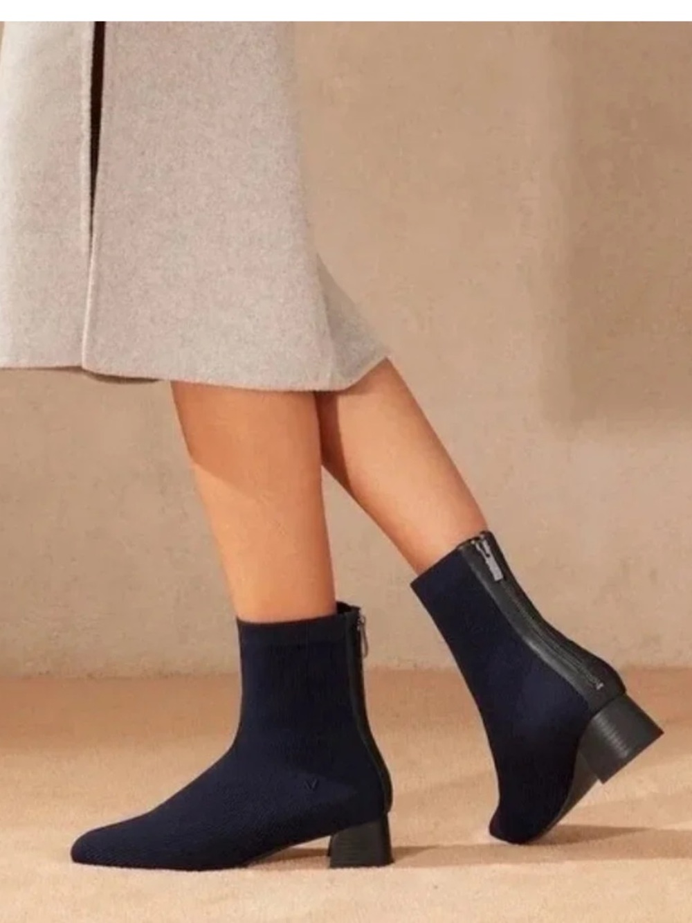 VIVAIA Navy Blue Ribbed Booties Block Heel Back Zip Ankle‎ Boots EU/38 US/7-7.5